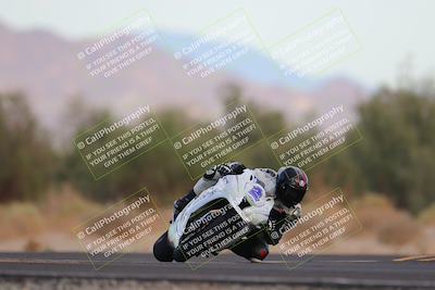 media/Sep-24-2022-CVMA (Sat) [[a45f954247]]/Race 13 Supersport Open/